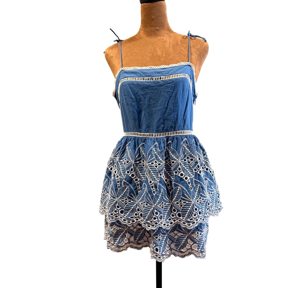 Romeo + Juliet Mini Dress Womens M Blue Eyelet Tiered Strappy Embroidered Lace